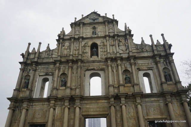 圣保罗大教堂的废墟。