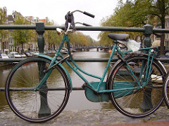 阿姆斯特丹的自行车。图片来源:Flickr.com