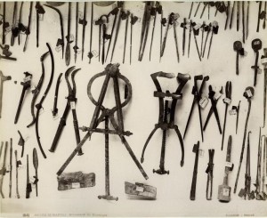 罗马手术工具。由Wikicommons提供。