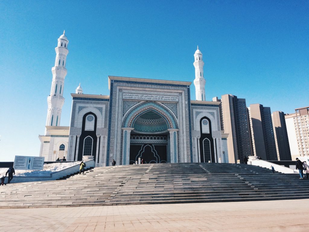 清真寺巴耶夫(阿斯塔纳)